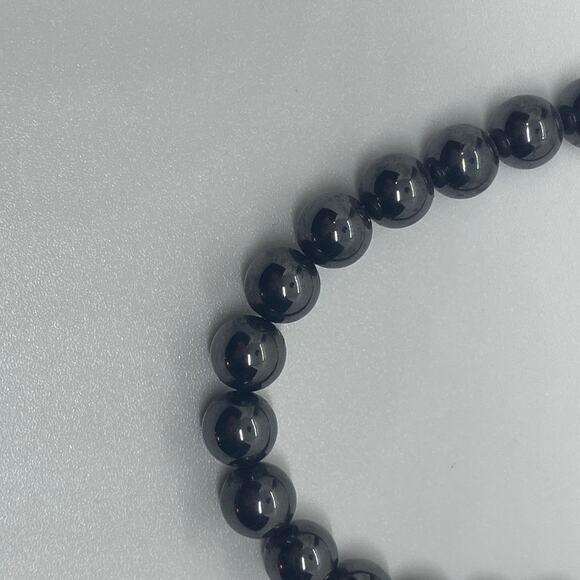 Elegant 17" Dark Bead Costume Jewelry Necklace - Picture 3 of 4